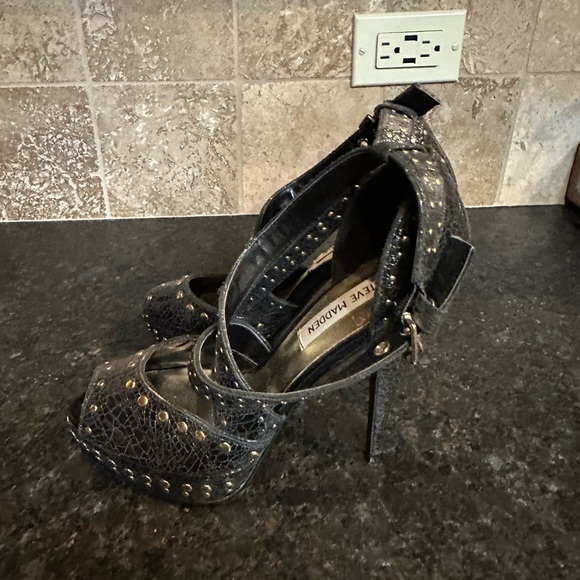 Steve Madden Black Studded Peep-Toe Heels - Picture 4 of 6